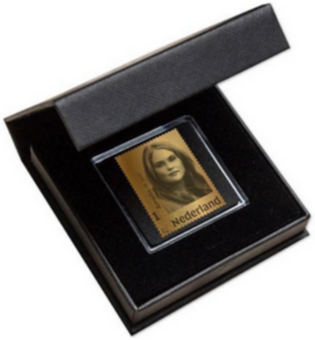 geen foto beschikbaar,daarom een senior met de duimen omhoog op de foto